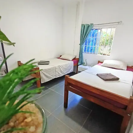 Sam'S Guesthouse M'Pai Bay Koh Rong Sanloem Exterior photo